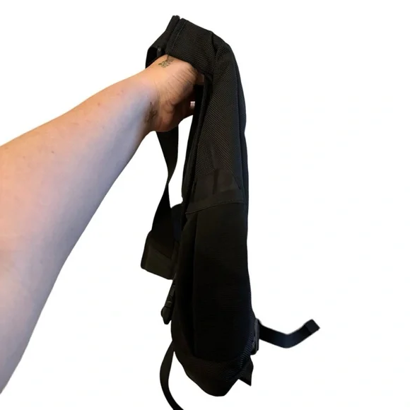 Patagonia Half Mass Bag Messenger Laptop Briefcase Black Nylon Business Travel - Picture 8 of 15